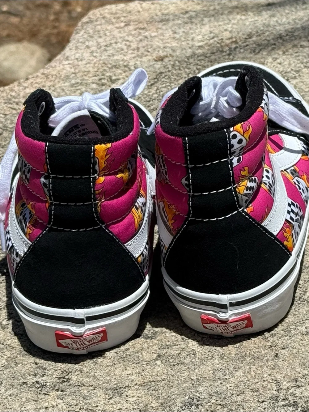 NWOT Vans Skate Sk8-Hi Fuchsia Fedora Flaming Dice Sneakers Size 9